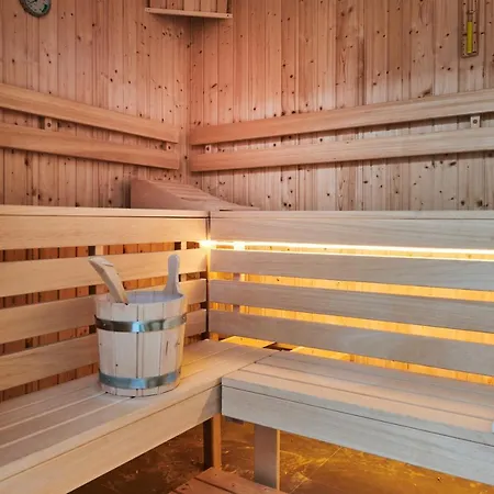 Gud Jard Nr 25 - Design-ferienhaus Mit Exklusiver Ausstattung 펜션